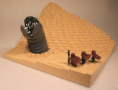 lego_dune_sandworm_210.jpg